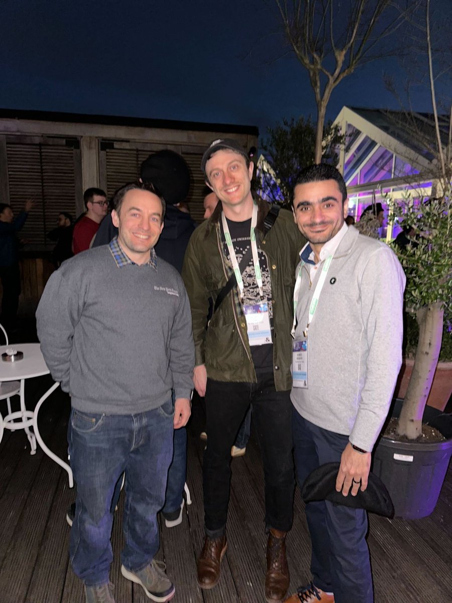 As the week winds down and #KubeConEU comes to a close, I find myself overflowing with gratitude and inspiration. 🌟🎉 

#Technology #Innovation #Community #Networking 🌍💻🤗