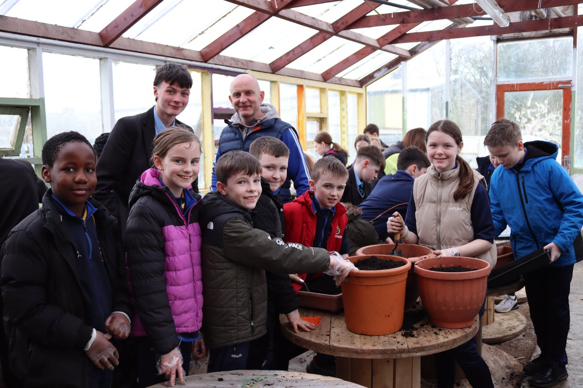 We had P7 pupils from St. Mary’s planting 600 plugs. Thank you to Mr Brunton and his team for taking the young people over to St. Colm’s. @StMarysBscreen