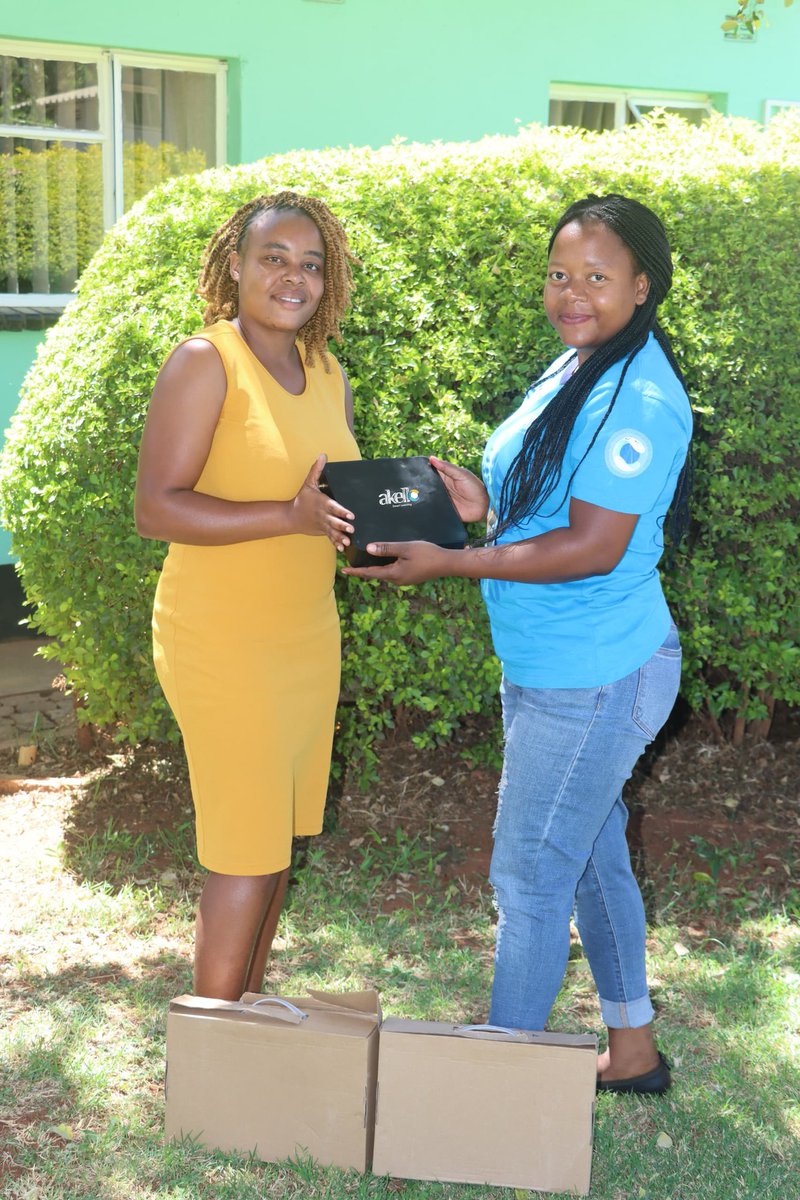 learnwithakello's tweet image. 🌍✨ Akello is revolutionizing education in Africa by installing offline mirror servers in institutions. No data required, just pure learning material! We had a hilarious handover at Dzikwa Trust from Finland. 🎉 #MirrorServers #OfflineLearning #AkelloMagic #DzikwaTrustAdventures