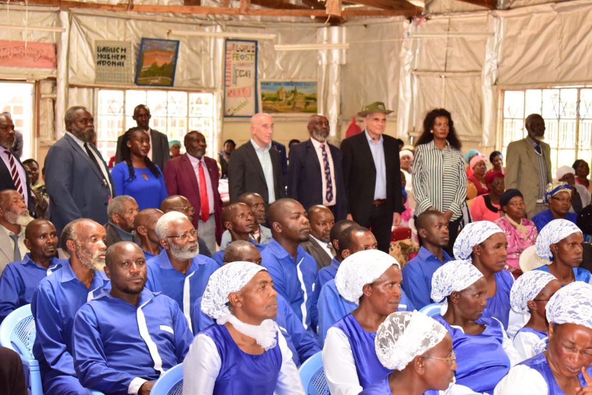 IsraelinKenya's tweet image. The @IsraelinKenya team, led by Amb. @LotemMichael spent a day in #Nyahururu,  @LaikipiaCountyG with the Messianic Jewish Community. The Community expressed their support for #Israel especially during this difficult days of the war btwn #Israel and hamas🙏. They planted trees as