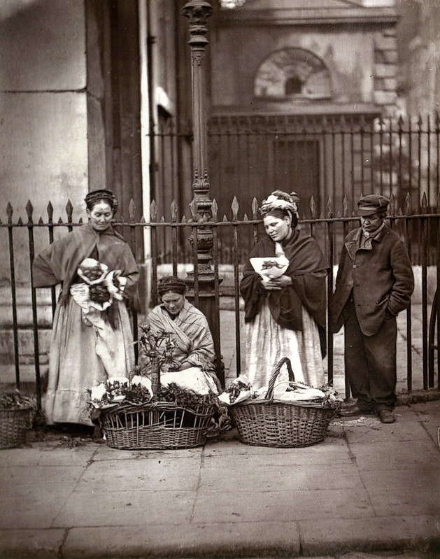 A Woman's Work : London's Flower Sellers blogs.lse.ac.uk/lsehistory/202… by @MhairiGowans #WomansHistoryMonth