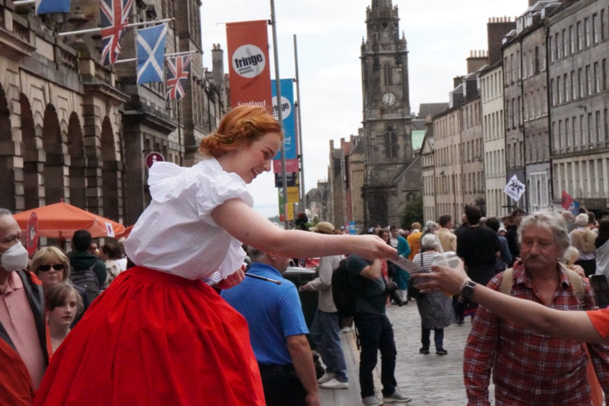 Do you want to keep up with all of Moon Rabbit's news and shows?

Well, now you can!

Just sign up for our mailing list here: eepurl.com/iMBOxg