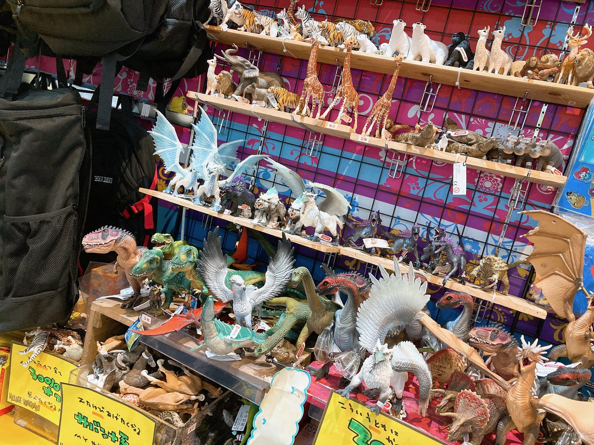 【ヴィレヴァン🐰春のお宝祭り】

対象商品が30%OFF💥
各店舗で対象商品が違います！

👇当店はこちら👇
✅リュック
✅スマホケース
✅イヤホン
✅シュライヒ
✅アパレル

割引期間は4/7（日）まで📢
🗣ビレバン大・奮・発！SALE！
お待ちしておりまーす！