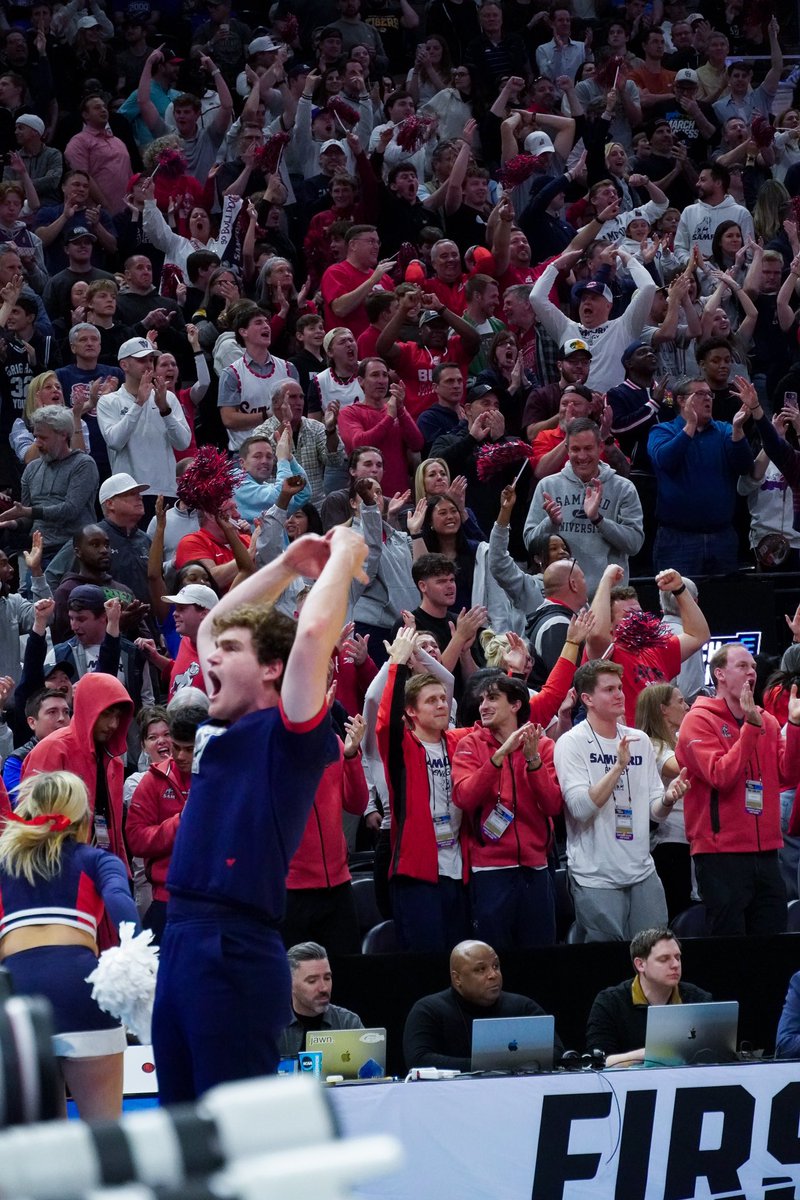 SoConSports's tweet image. A season we will never forget | #BuckyBall #SoConHoops