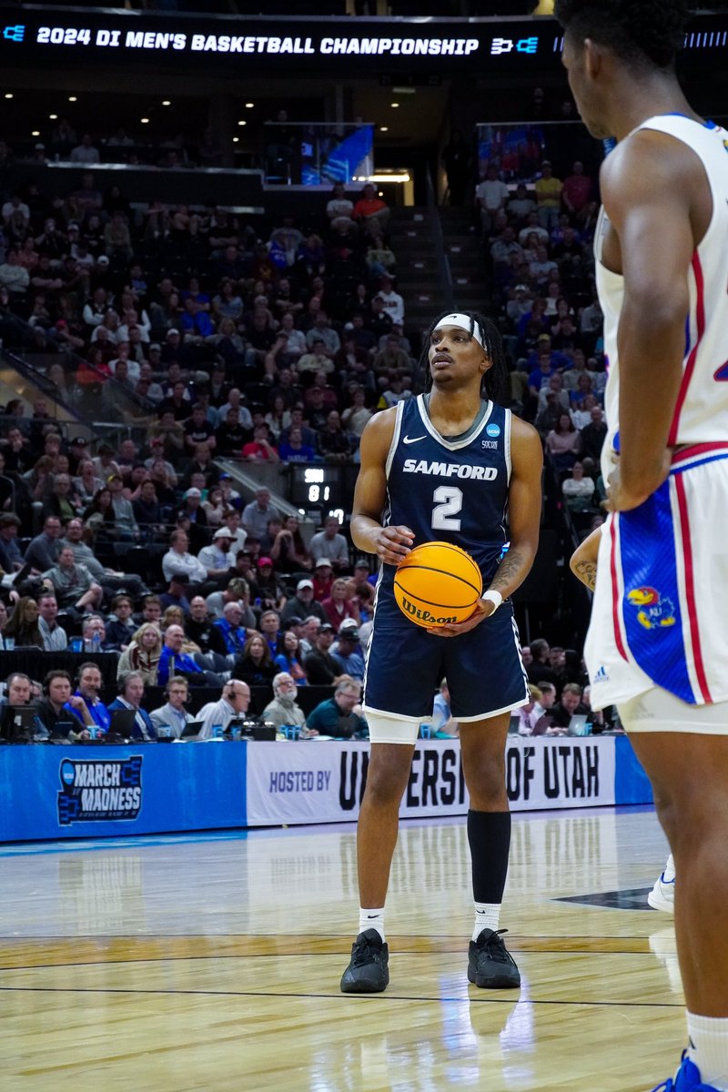 SoConSports's tweet image. A season we will never forget | #BuckyBall #SoConHoops