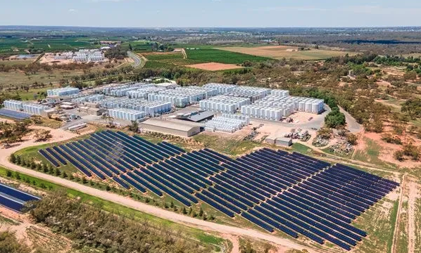 MONEYME's tweet image. A doubling of Aussie companies doing good while doing business is a trend we love to see! 👊 Read: bit.ly/3PsQaGE

"This is the type of leadership we need from all businesses" - Andrew Davies, CEO @BCorpANZ #BCorpMonth

@MONEYME @Aussie_BB @heapsnormal @eveecars &amp;amp; more