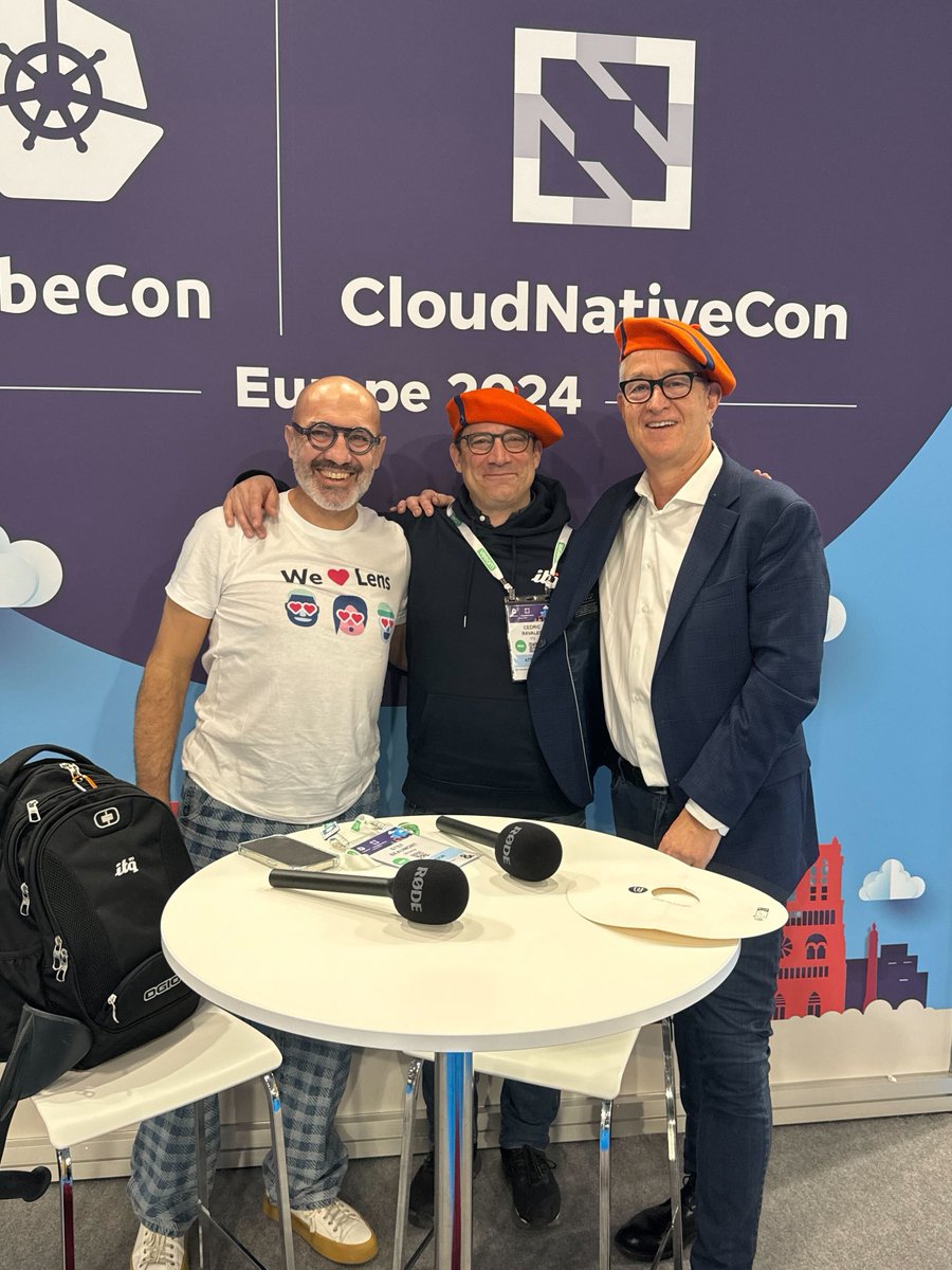 It's already the last day of @KubeCon_!😱 We're having a fantastic time meeting our community and sharing our passion for Kubernetes and #LensIDE!🚀 Come say hi! Today is the last day to get a Lens demo and meet us at the booth J27!🏃 #kubernetes #KubeCon2024 #KubeConEU
