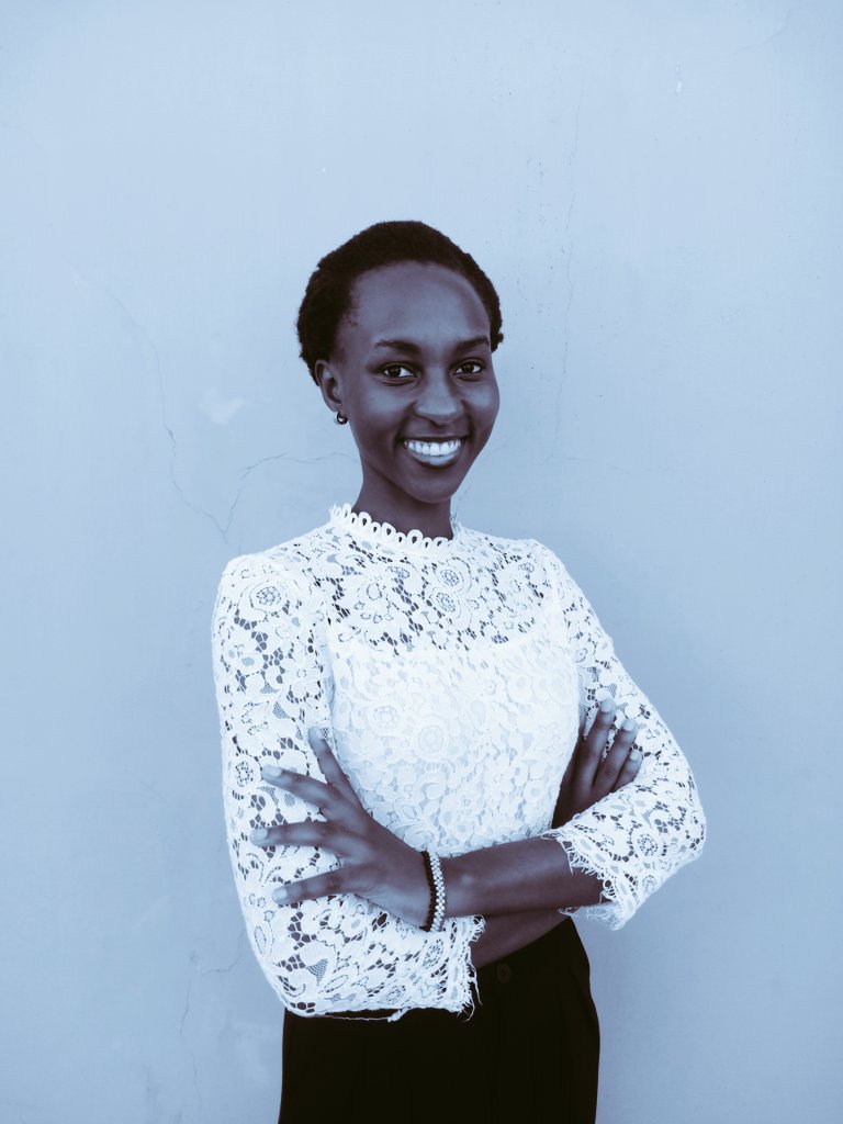 abbiegift6's tweet photo. Goodmorning beautiful people of 🇺🇬 today's Teacher at work looks.A blessed Friday 😍
#eventshost #kiswahilitr #queen #drinkenoughwatertoday #stayhydrated @BakiriraShallon @AnkoleCrown @CatherineOwemb1 @JackleneArinda @IAmJoelTusiime @nichotourguide @lugya_ivan @MariaMutagamba https://t.co/DaQHvzy84c