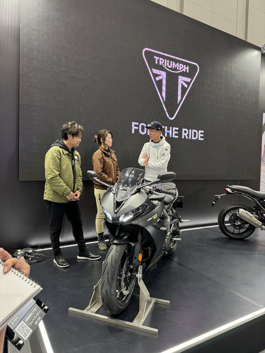 Seijeep's tweet photo. 東京モーターサイクルショウ

トライアンフ金沢は2024年3月29日グランドオープン🎵

#トライアンフ #triumph
#triumphkanazawa
#トライアンフ金沢
#大型バイク #北陸バイク
#トライアンフ男子
#トライアンフ女子
#トライアンフと繋がりたい
#バイク好きな人と繋がりたい https://t.co/OSM0dPCAgt