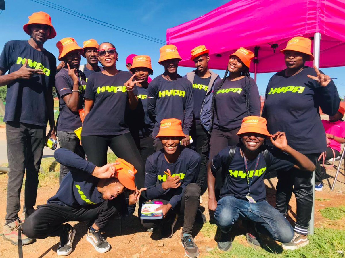 Nthatodube's tweet photo. UNLIMITED WIFI FOR THE HOME!!!!
FREE ROUTER
FREE INSTALLATION
NO CREDIT CHECKS
NO CONTRACT
10 DEVICES CONNECTED
FOR ONLY 399 !!!
0607006299 https://t.co/dp7Wa7cYc8