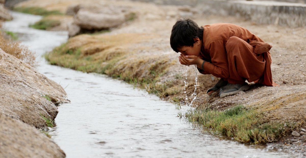 With over 824 km of irrigation channels constructed or rehabilitated by @UNDP, more than 17,000 hectares of agricultural land are now thriving, ensuring sustainable livelihoods and food security. Read more here👉: undpafghanistan.exposure.co/water-is-life?…… #WorldWaterDay #WaterForPeace