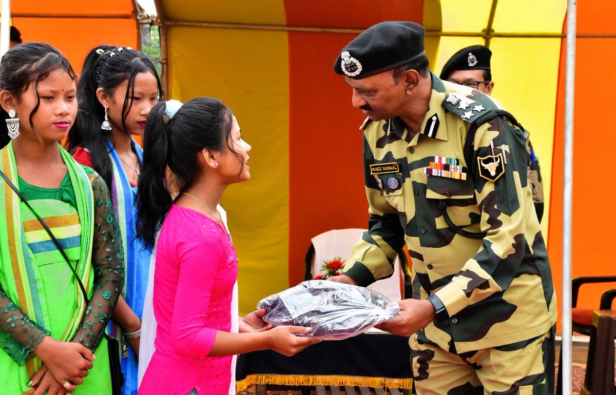 #BSF is not only guarding our borders but also helping the border people. Organized a Civic Action Program and a free medical camp in the border areas of #Meghalaya.

#WorldWaterDay
#ArvindKejriwalArrested
#BiharDiwas #SaveWater
#TeluguDrugsParty
Kendrick Mindset Matters