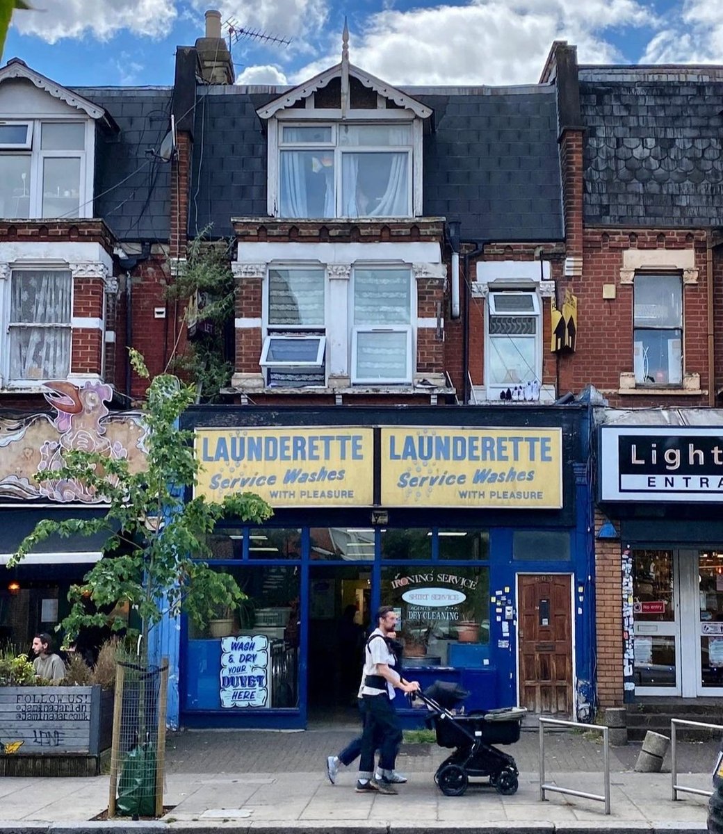 Launderettes1's tweet photo. What a loss to the Launderette world. Service Washes with pleasure now gone from 601 Green Lanes, Harringay Ladder, London, N8 0RE 😪😪
📷 @narbailey
#harringayladder #tottemham #london #lost #closed #launderette #londonlife #londonstreets #streetphoto #streetphotography #coinop https://t.co/1UFNj877uk