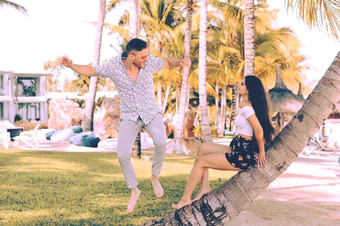 beachtag's tweet photo. 🎉When the rhythm hits!

Forget all your worries, 
happiness is here,
it's a celebration of
holiday excellence.

📍Victoria Beachcomber Resort &amp; Spa
Beachcomber offers a wide choice of entertainment. https://t.co/FGTXK38YRL