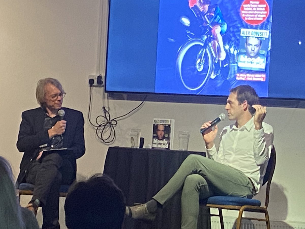 AthlonCc's tweet image. Great night out with @alexdowsett , talking all things bikes and his life in the world tour peloton as part of his “bloody minded” tour, awesome to see so many guys from the club in attendance ✊