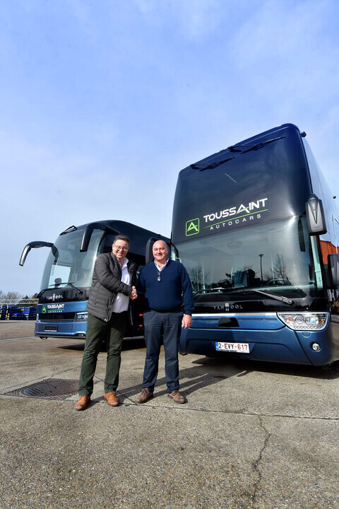 Van Hool tweet media