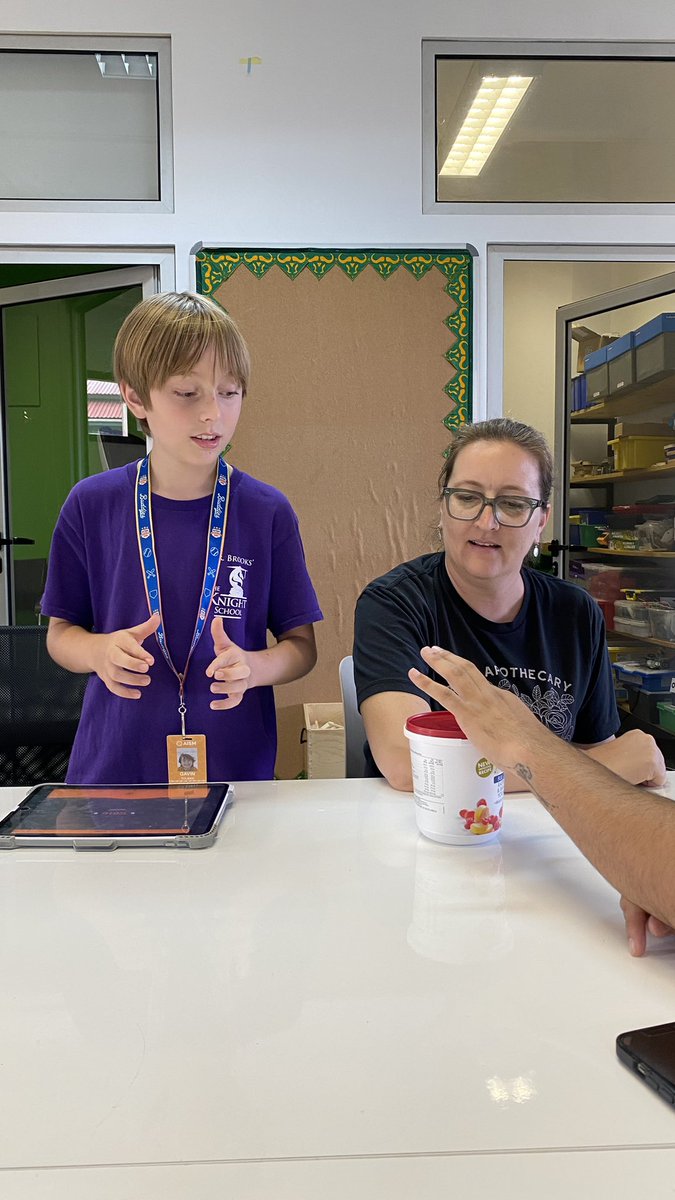 1st day of Learner progress conferences in our STEM FLE. Learners are showcasing their work with so much pride and parents are hands with their kids, it gives us so much joy.
#AISMSTEMLab #aismlearns  #STEM