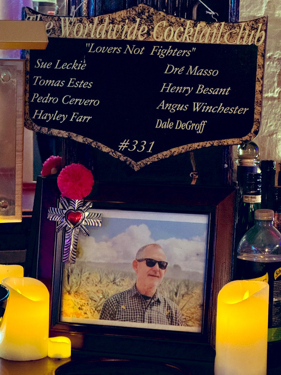 Lovely memories at Cafe Pacifico @anguswinchester 
Worldwide Cocktail Club ❤️
Lovers, Not fighters 
<a href="/kingcocktl/">Dale DeGroff</a>