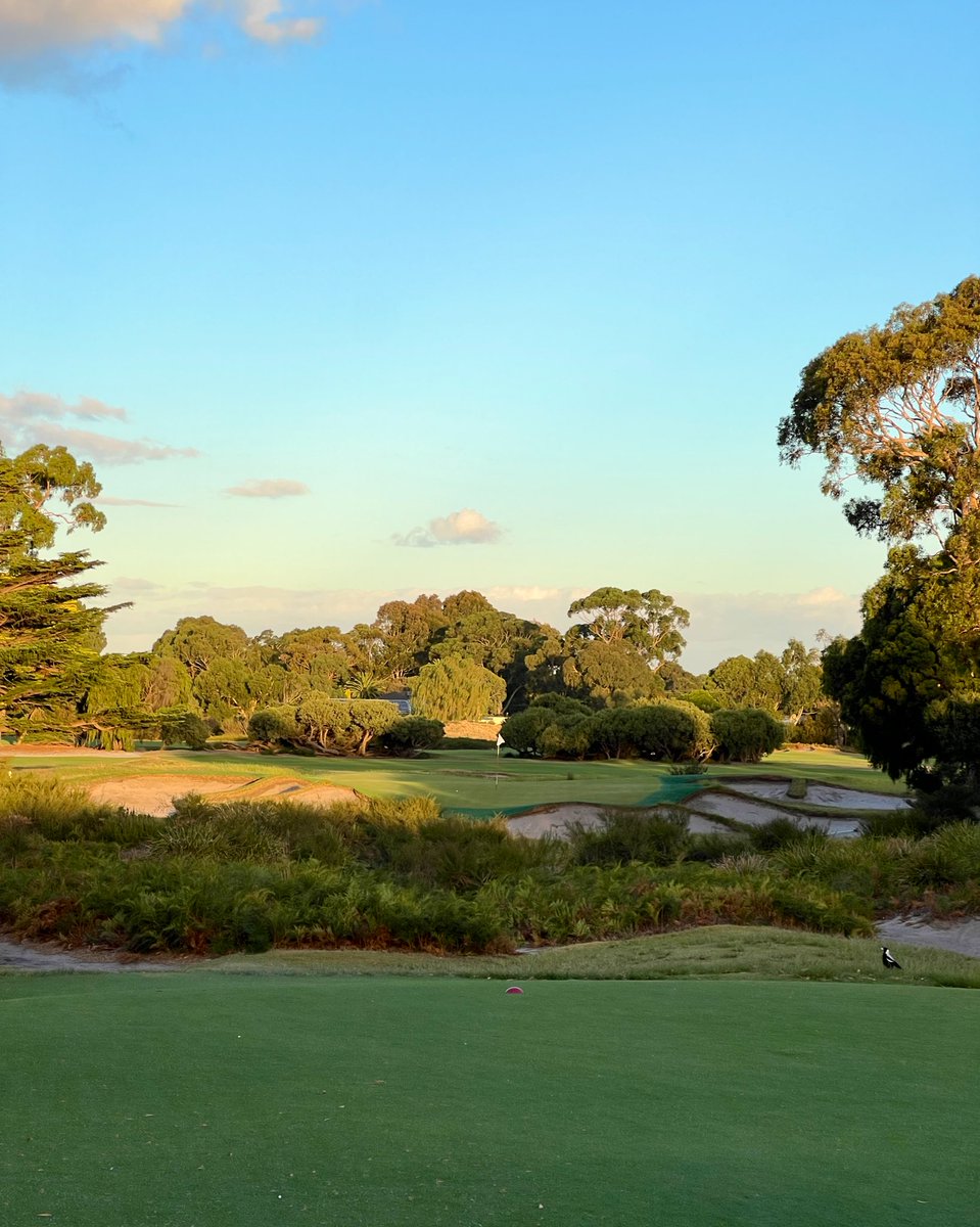 Unbelievable day experiencing my first Australian sandbelt course!! Kingston Heath, you were something special 💚