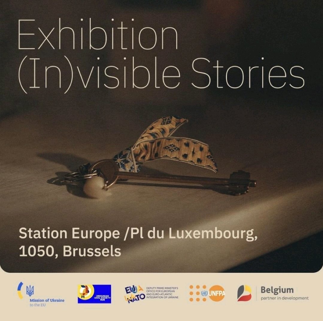 The '(In)visible Stories' exhibition in Brussels brings to light the profound narratives of nine Ukrainians who've endured the unimaginable due to war. Each story, represented through cherished objects like apartment keys from Berdiansk or a book from Mariupol, symbolizes…