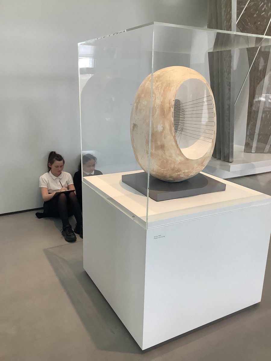 Year 5 and 6 visited @HepworthGallery this week linked to their study of Kim Lim and Henry Moore #thearts #culturalcapital