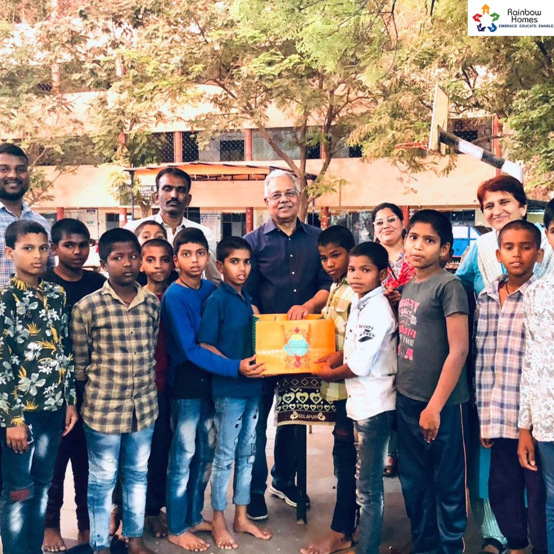 rainbowhomesin's tweet photo. Our board, alongside our new Chair, Mr. Sanjay Kaul (retd IAS), had a productive visit to Hyderabad. They spent valuable time with our children, engaged with inspiring young adults and held insightful meetings with civil society members. π
#RFIBoard #RainbowHomesProgram https://t.co/a6dBH2BEfN