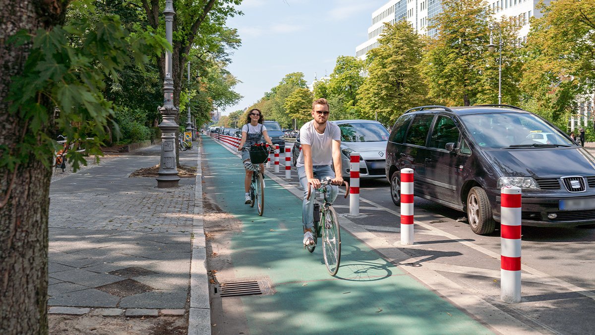 Jeder Ort kann schnell fahrradfreundlich werden. Die Grundlage: Ein zusammenhängendes Radwegenetz, auf dem alle Menschen sicher und komfortabel mit dem Fahrrad fahren können. 🚴 Wie das gelingt 👉 adfc.de/toolbox