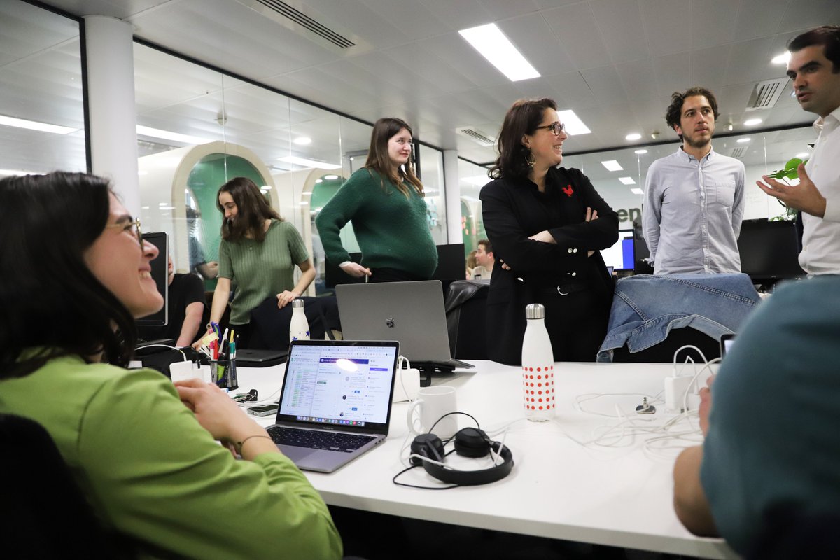 Marina Ferrari tweet media