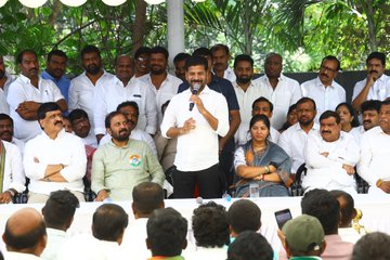 Revanth_reddy_A's tweet photo. #telanganaprajaprabhuthvam https://t.co/9vgxNJxz0A