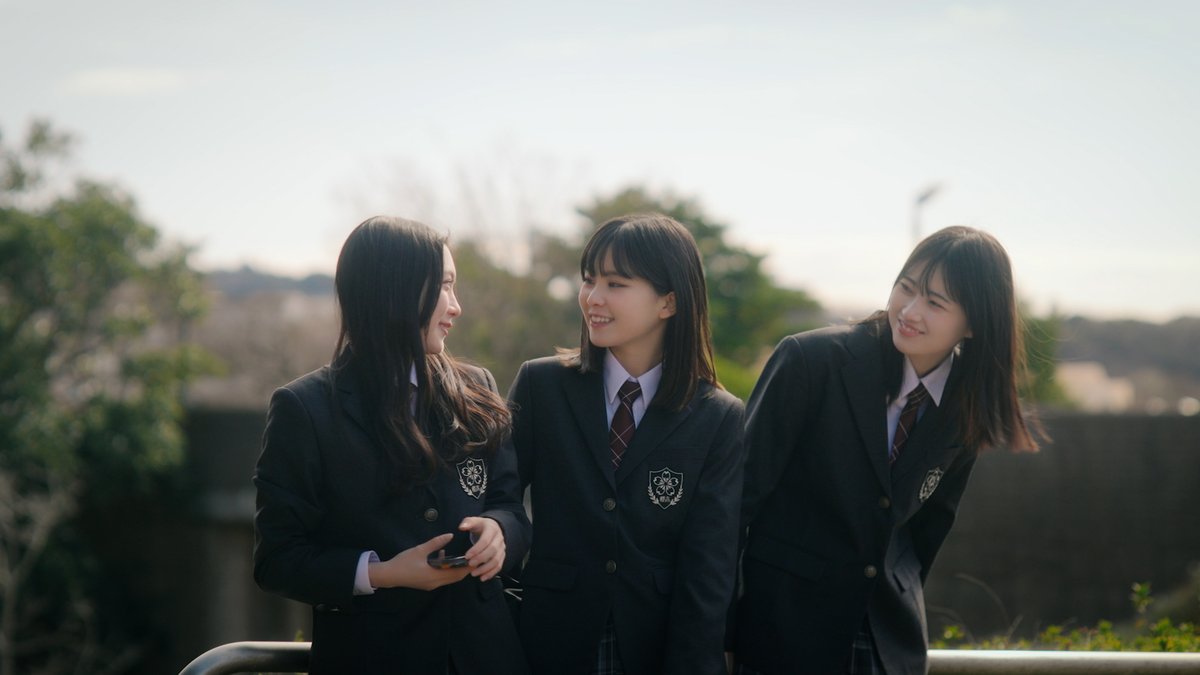 oricon's tweet photo. 坂道グループ初❗三坂道合同企画
ショートドラマ3タイトル同時配信

🎥予告映像
https://t.co/M52KVxphho

💜乃木坂46 #乃木恋
遠藤さくら、賀喜遥香、一ノ瀬美空、井上和
🤍櫻坂46 #サクコイ
遠藤理子、谷口愛季、的野美青、山下瞳月
💙日向坂46 #ひなこい
金村美玖、小坂菜緒、上村ひなの、藤嶌果歩 https://t.co/de64xsk1Dp