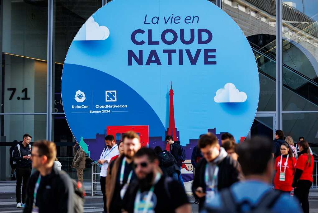 Keep tuned for today's Karmada:bit.ly/4cp1opk #KubeConEU <a href="/CloudNativeFdn/">CNCF</a> 
🌟Enhancing Reliability Through Multi-Cluster Deployment: Leveraging the Power of Karmada 
🌟Maximizing GPU Utilization Over Multi-Cluster: Challenges and Solutions for Cloud-Native Al Platform