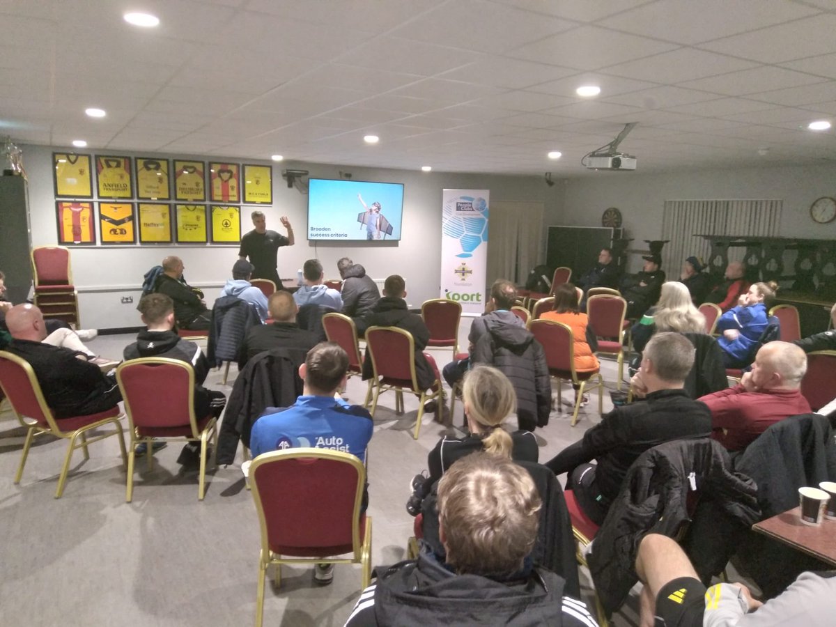 Lovely evening with coaches from clubs across @IrishFA chatting about coach and player development. How do we create environments that allow the young people of today’s new generation to thrive, shifting our ‘command and control’ methods into one of co-creation and conversations.