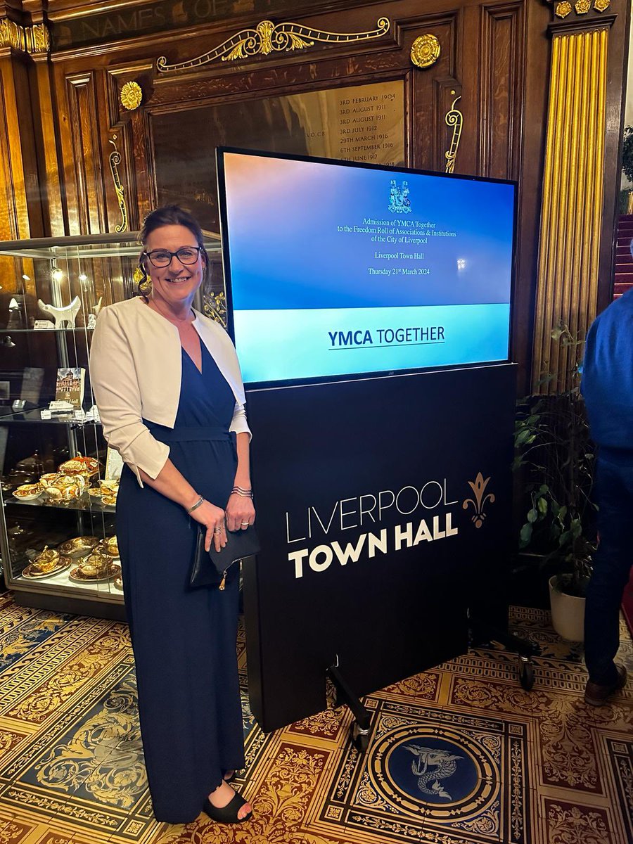Wonderful to hear CAT feature in the Freedom of the City of Liverpool ceremony. A strong reminder of how relational working really does change people’s lives. 
Thanks to @EllieYMCA @mikebarker2 for trusting the process.#cognitiveanalytictherapy #psychologicallyinformedworking