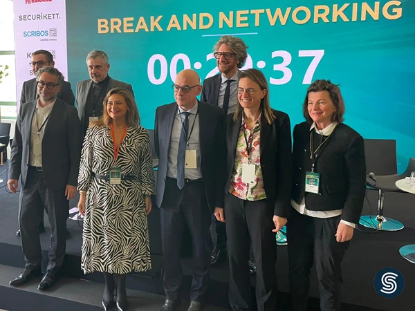 Securikett's tweet image. #UNIFAB is in full swing. We were delighted by the great interest in our product protection solutions. The program for the second day is about to start and we are already looking forward to a successful Day 2.

#brandprotection #productprotection #securitylabel...