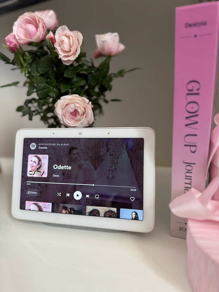 🎵È uscito il nuovo singolo di <a href="/eleonoralbrecht/">Eleonora Albrecht Oara</a> , è un inno ai #sogni e ai sognatori è dedicata a chi nonostante tutto e tutti ce la mette tutta per raggiungere quanto desidera!

Ascoltala qui 🎧➡️ urly.it/3-whp