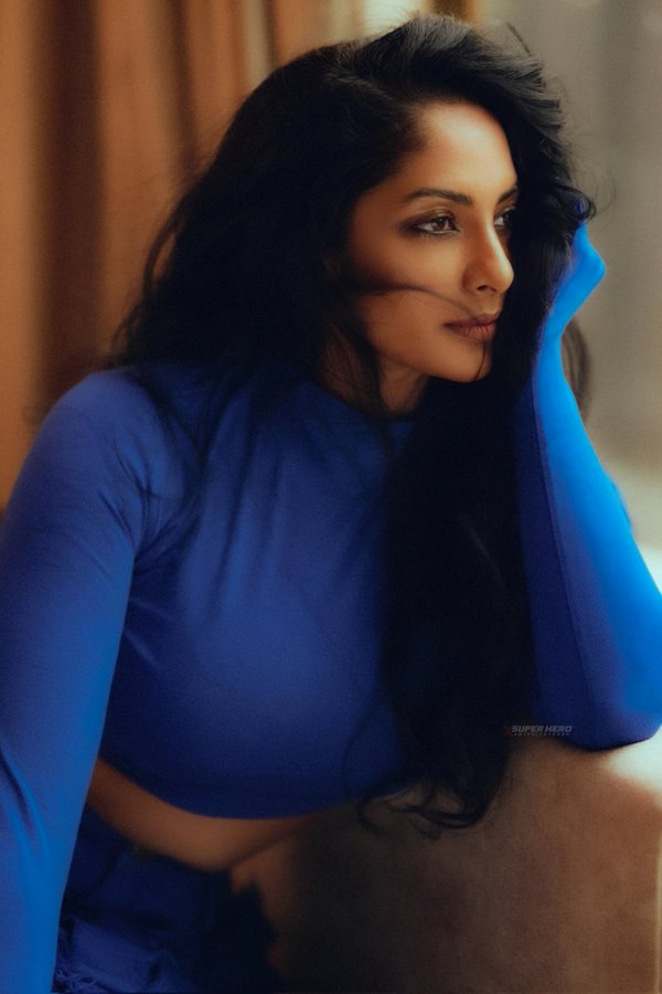 GJQpIDaWQAAmI9o?format=jpg&name=900x900