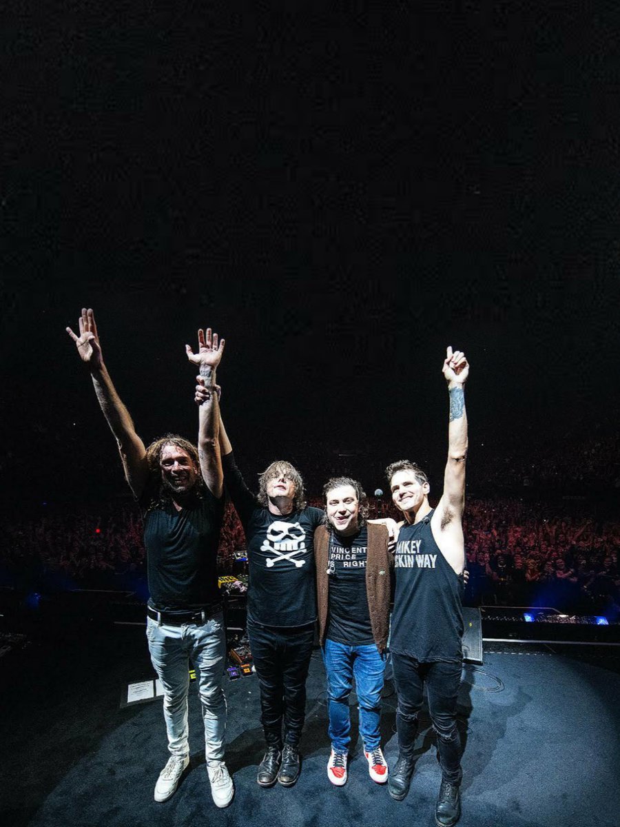 My Chemical Romance

11 years ago today                           Now