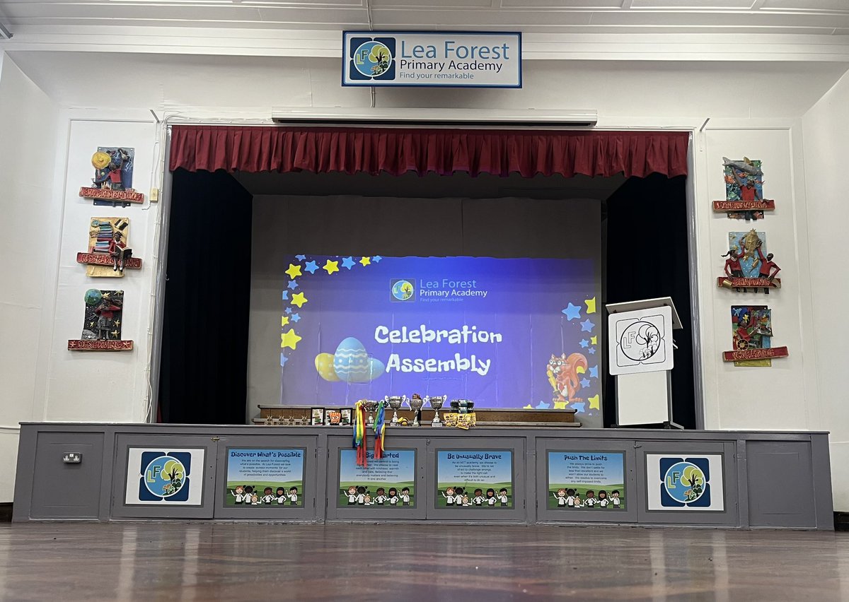 The stage is set for another #remarkable ‘Celebration Assembly’ this morning 🏆 I can’t wait to celebrate our ‘Children of the Week’, ‘Readers of the Week’ and ‘Sports Stars of the Week’ ⭐️🙌🏻 @lea_forest_aet @Lea_Forest_HT @LFP_Dep @AETAcademies @BirminghamEdu
