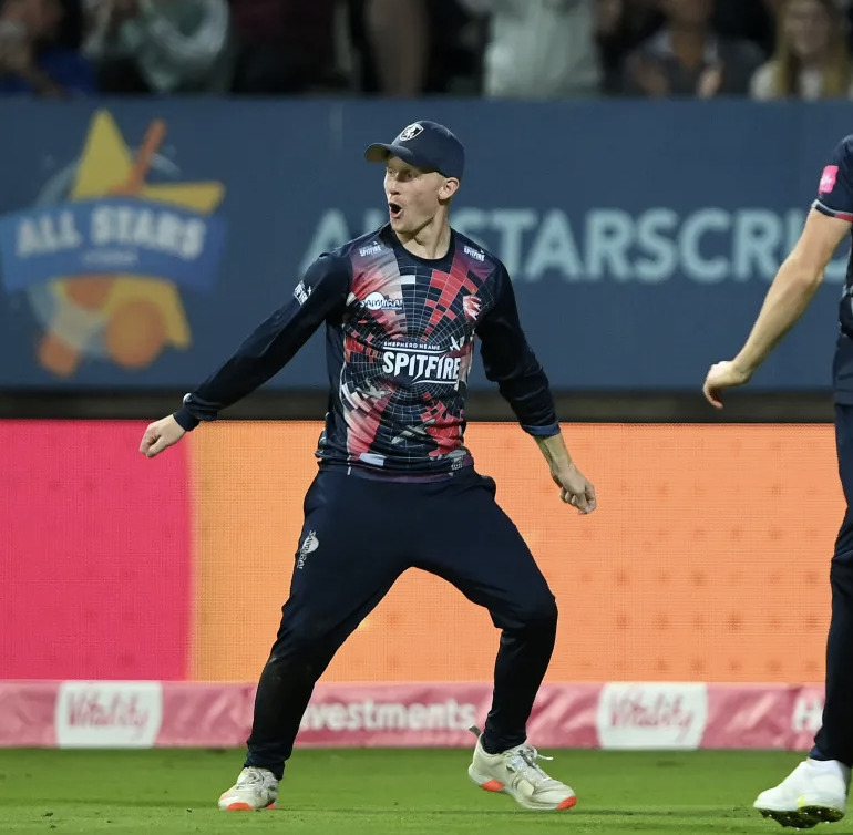 TheBarmyArmy's tweet photo. 69 DAYS UNTIL THE BEST T20 TOURNAMENT STARTS 😉 https://t.co/lAOPdgsF2X
