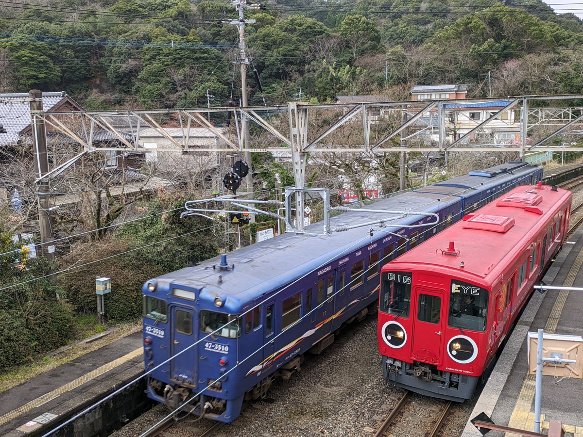今月はじめに、上有田駅でBIG EYEをハッケーん！ 老朽化したマヤ車に