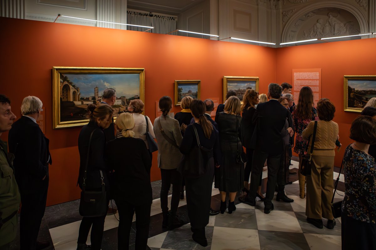 Otworzyliśmy wczoraj wystawę czasową 'Włoskie widoki van Wittela'. Wystawa dzieł mistrza wedut będzie dostępna dla publiczności od 22 marca do 23 czerwca 2024 roku w Pokoju Oficerskim i Sali Gwardii Konnej Koronnej w Zamku Królewskim w Warszawie.