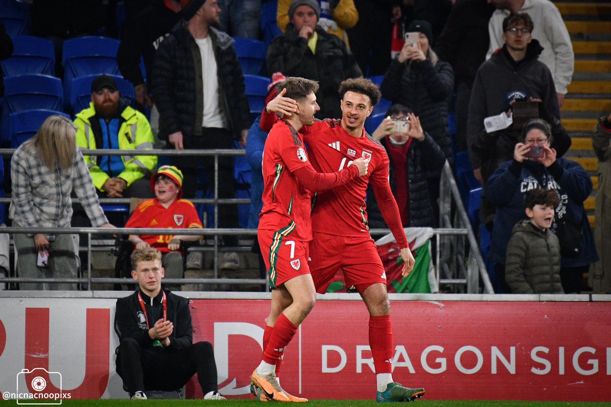 Well last night was fun 😄🏴󠁧󠁢󠁷󠁬󠁳󠁿 

#FAW #Wales #Cymru #redwall #football #euro2024 #euroqualifiers2024 #euros #internationalfootball #walvfin