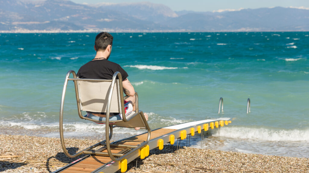 Greece Is on a Mission to Improve Wheelchair Accessibility on More Than 200 Beaches bit.ly/3VtXPbn
