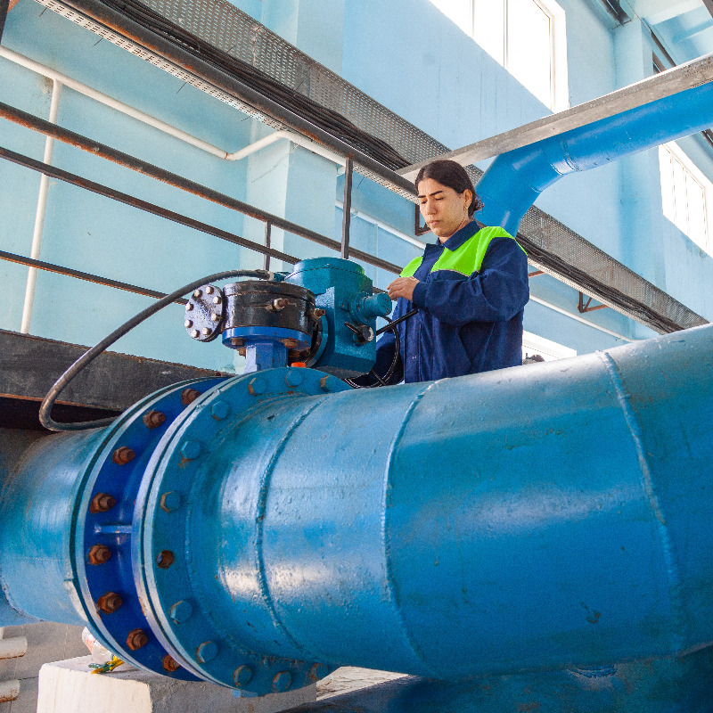 AIIB_Official's tweet photo. In Central 🌏Asia, 25-30% of water is lost due to leakage, emphasizing the need to consider adopting #InfraTech in the water sector.
Here's how AIIB’s #InfraTechPortal connects water infrastructure owners with innovative solutions.
#WorldWaterDay #WaterAction #SDG6