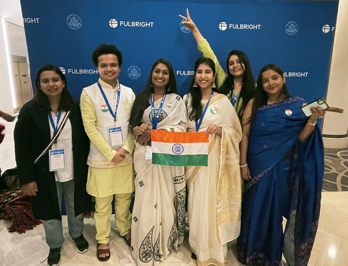 📢 USIEF announces the 2025-26 Fulbright Foreign Language Teaching Assistant Program! Calling all early-career #Englishteachers and professionals in related fields! 🎓 Selected FLTAs from India will teach Hindi at U.S. campuses for a 9-month grant. Apply by Aug 7, 2024!