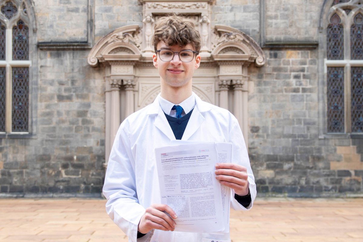 Outstanding achievement: Ben (S6) reaches the final round of UK Biology Olympiad team selection after a gruelling exam; congratulation to Ben and good luck for the training camp at Warwick University, in April.

ow.ly/ZZRA50QZBnE

#weareheriots