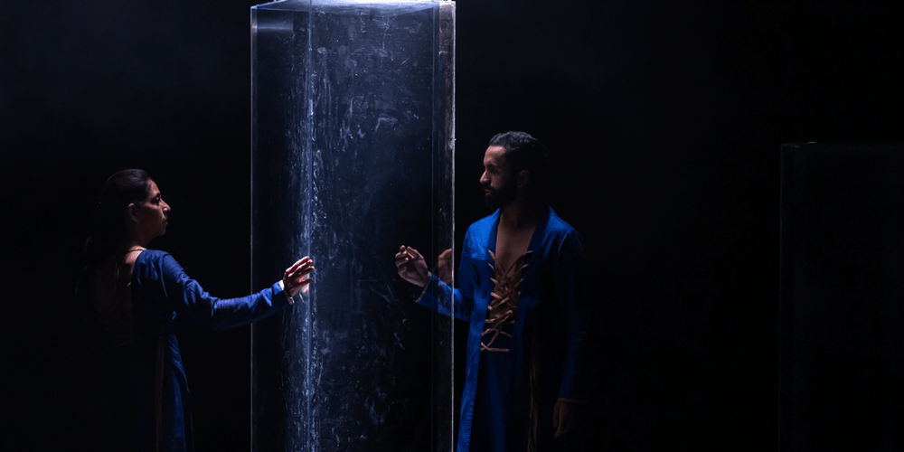 @AakashOdedra & Aditi Mangaldas Dance Company present Mehek @northernstage on Friday 19 April. This captivating performance gives a voice to an unspoken & overlooked love story in this mesmerizing work. Co-presented by @GemArtsuk @dancecity @northernstage northernstage.co.uk/whats-on/mehek/