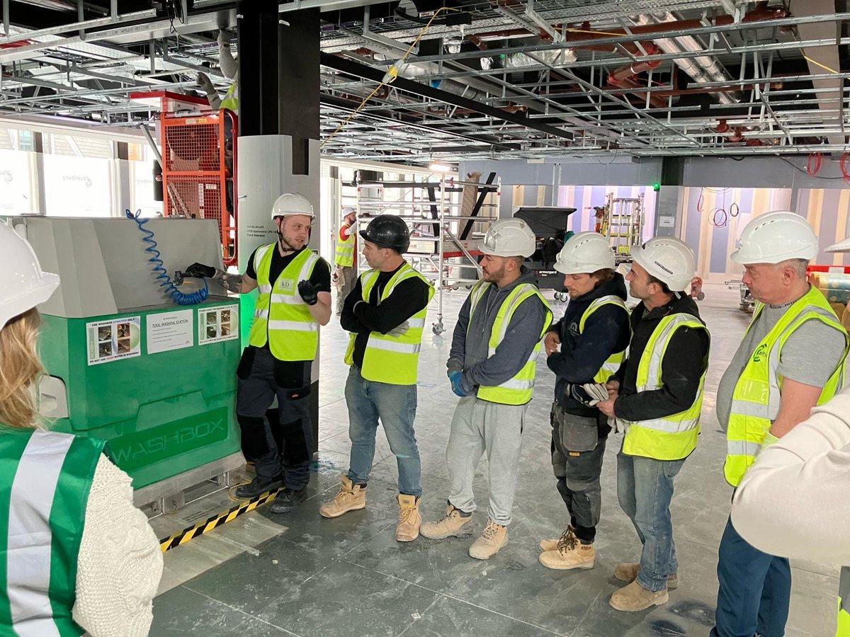 Overburyplc's tweet image. We’re celebrating #worldwaterday with Washbox, a sustainable washing station tool we started using on our sites back in 2021. Since then, we&apos;ve saved 85,439 litres across six sites. Join us in working towards a sustainable future together.

#sustainability #washbox # #socialvalue