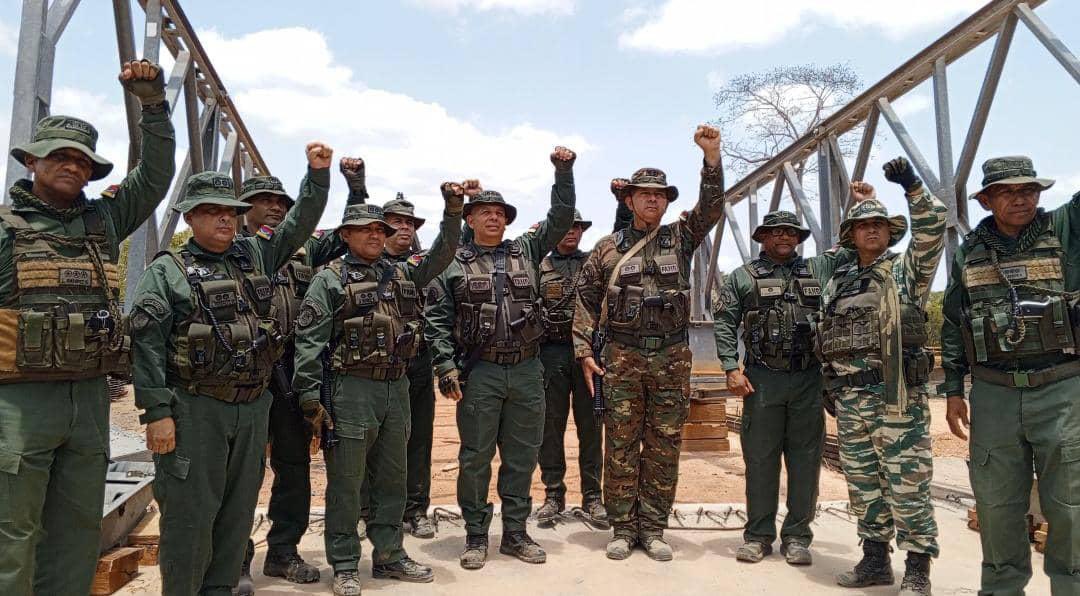 📍🔄<a href="/dhernandezlarez/">GJ. Domingo Hernández Lárez</a> Ejército Libertador en Anacoco ! 

#FANB 
#UnidosHaciaLaGrandeza