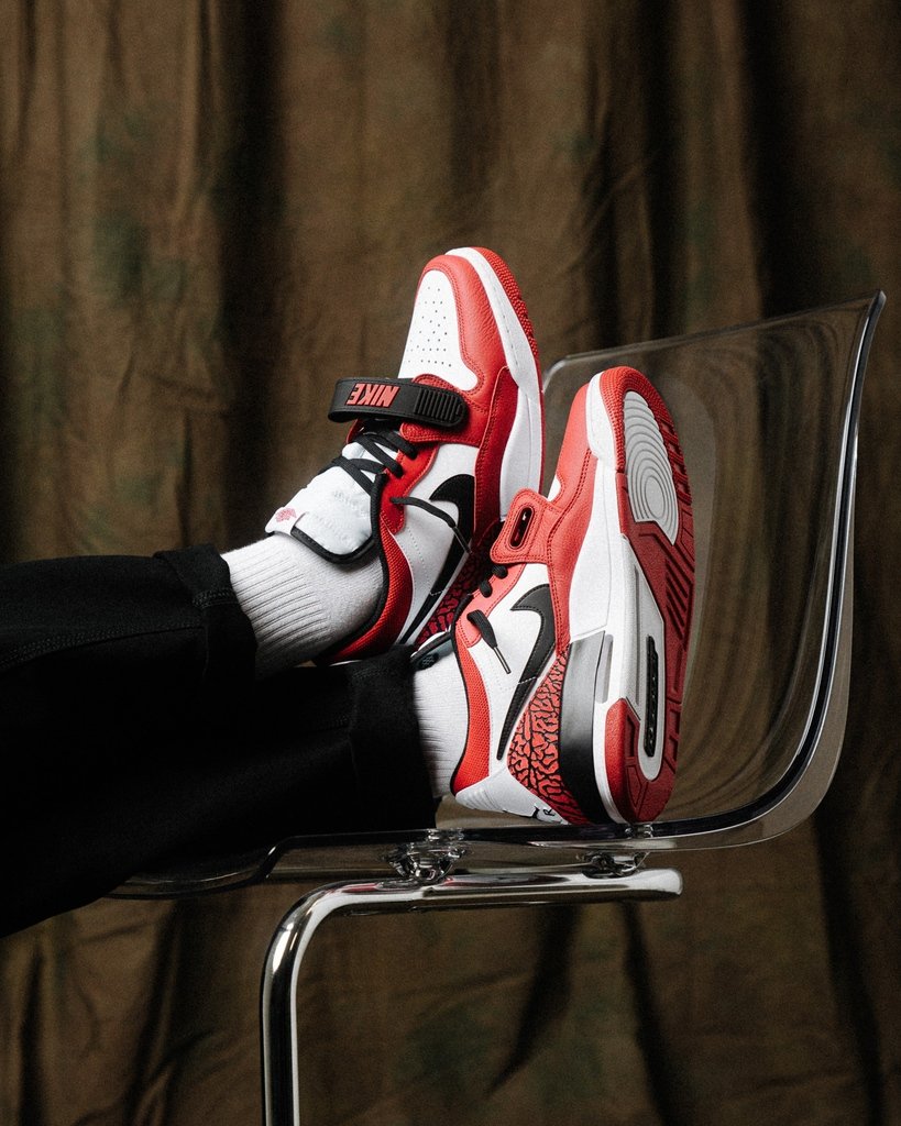 air jordan legacy 312 low on feet